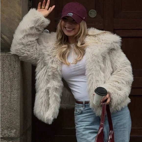 Women's Cream Faux Fur women fluffy oversized shaggy Jacket